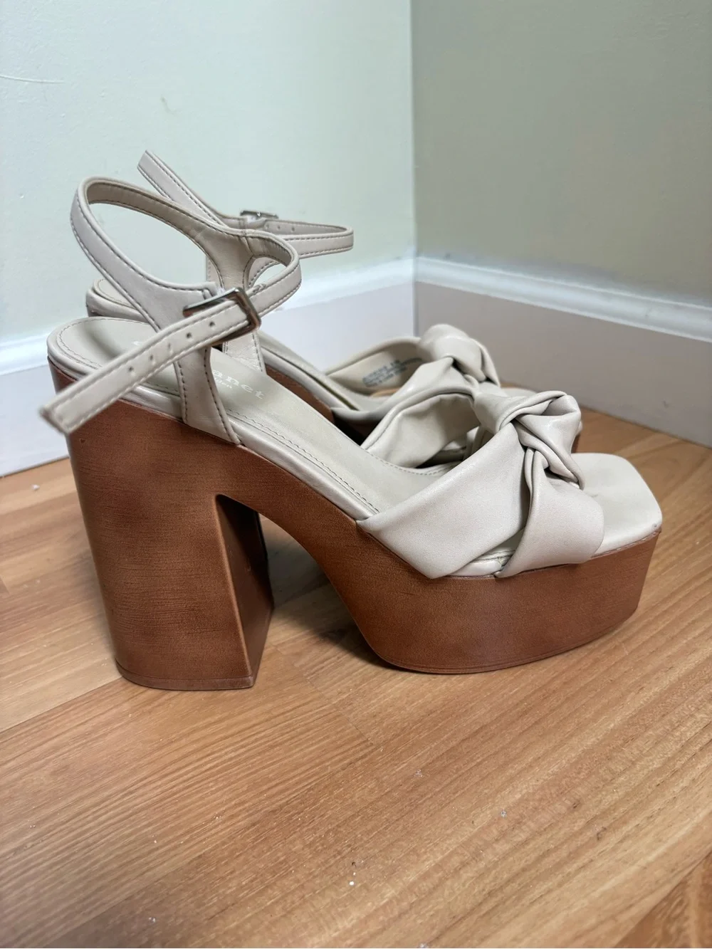 Knotted Cream Platform Block Heel Sandals with Brown Sole
